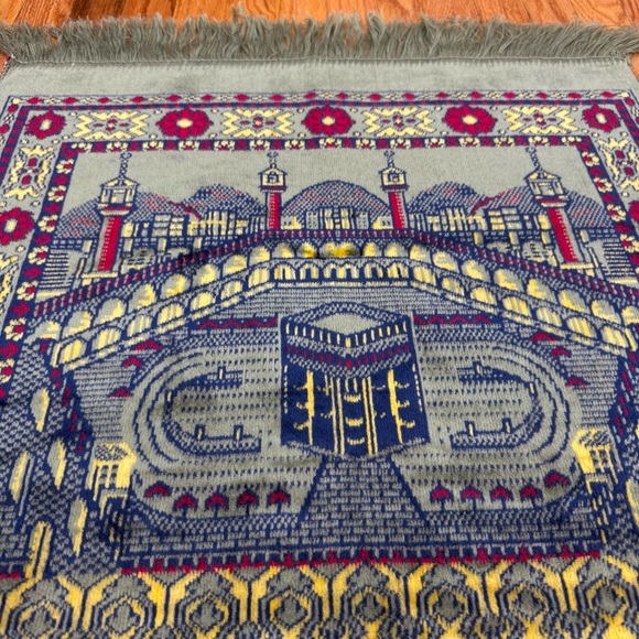 Vintage Saudi Arabian Blue and Green Prayer Rug with Fringe Edge - Picture 3 of 11